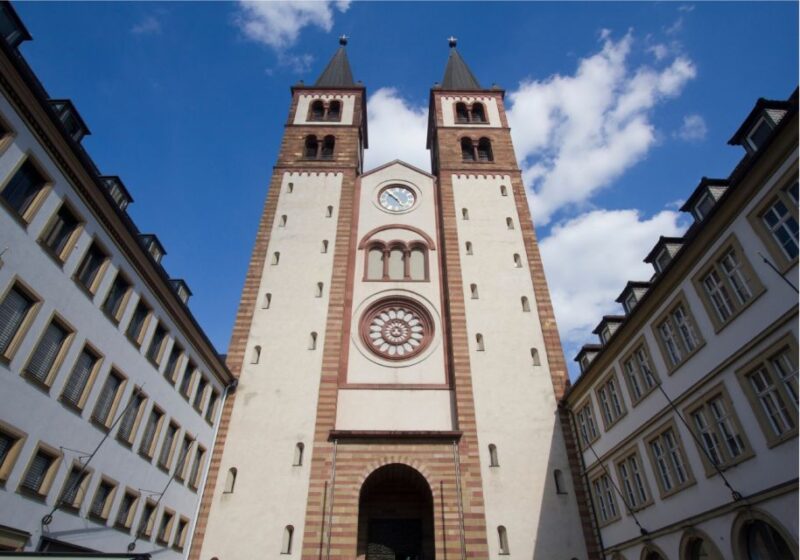 Würzburg Scavenger Hunt and Sights Self-Guided Tour - Key Points