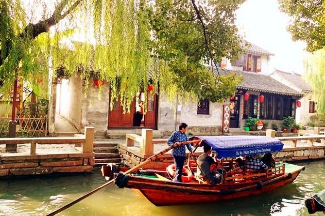 Wuxi Private Transfer to Suzhou With Stop-Over at Zhouzhuang Water Town - Travelers Experience