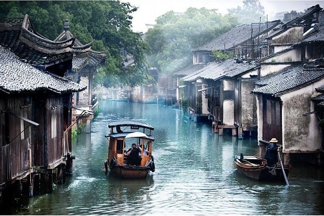 Wuzhen Water Town Delight Tour With Riverside Lunch Experience - Hassle-free Transportation and Accessibility
