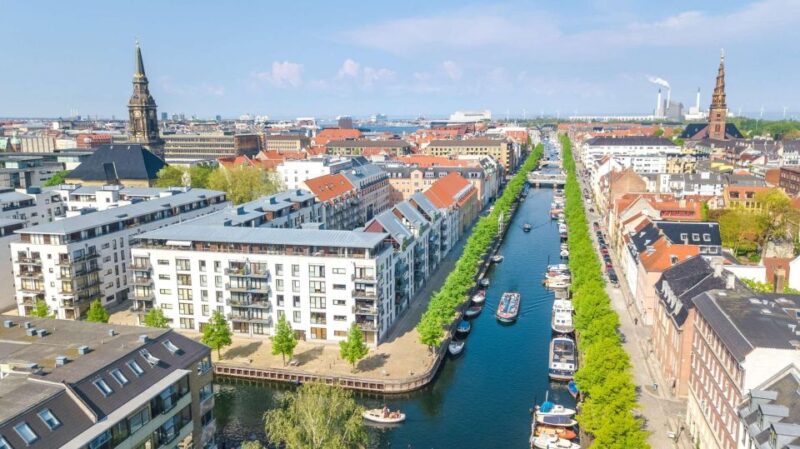 WWII Copenhagen Nyhavn and War Museum Private Walking Tour - Historical Significance