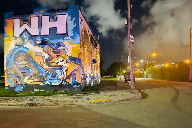 Wynwood Graffiti Golf Cart Tour After Dark - Capturing Instagrammable Moments