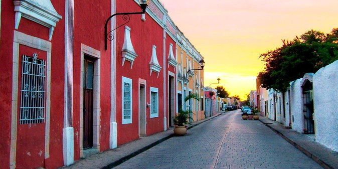 Xcaret, Chichen Itza & Isla Mujeres Catamaran 3 Days Combo - Frequently Asked Questions