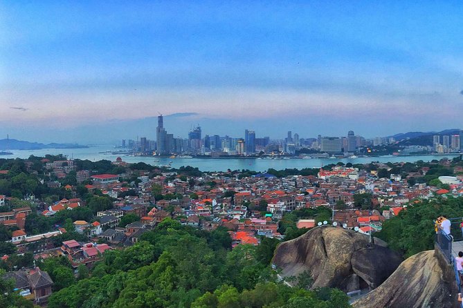 Xiamen Group Tour of City Highlights Review - Itinerary and Schedule