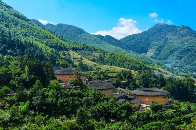 Xiamen: Nanjing Tianluokeng Hakka Cluster 1-Day Trip - Key Points