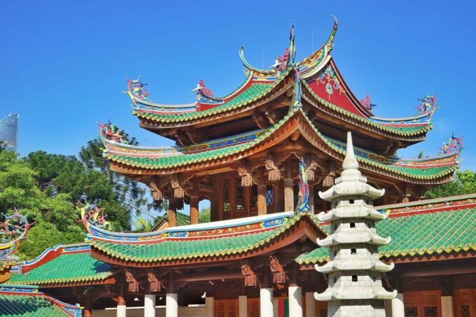 Xiamen: Private City Highlights Tour With Gulangyu Island - Ferry Transfer to Gulangyu Island