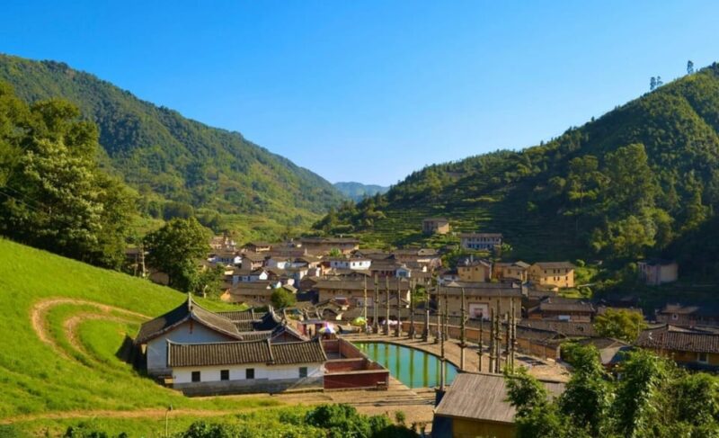 Xiamen: Tianluokeng Tulou Private Day Tour With Lunch - Itinerary Highlights