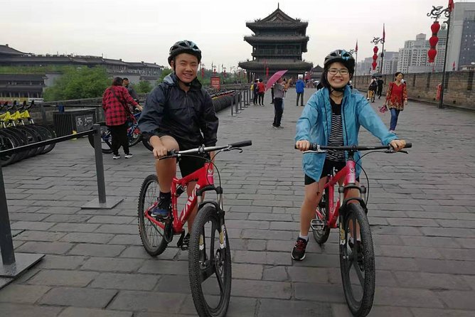 Xian City Center Private Cycling and Walking Tour - Key Points