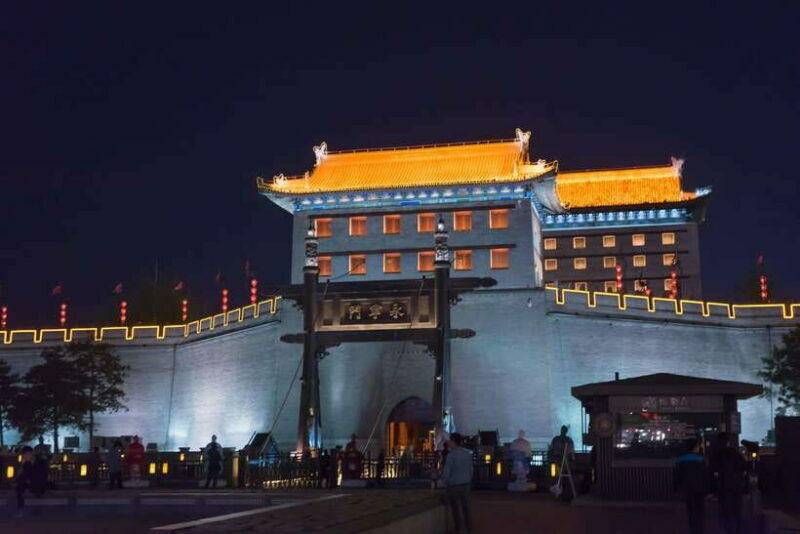 Xi'an: City Wall & Old Town Walking Tour w/ 10+ Food Tasting - Key Points