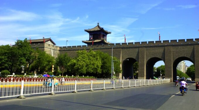 Xian City Wall Private Guided Tour With Cycling Option - What to Bring and Age Restrictions