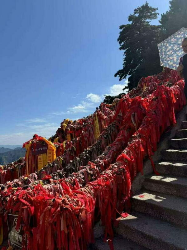 Xi'an: Hua Shan Mountain Private day Tour - What to Expect During Your Visit