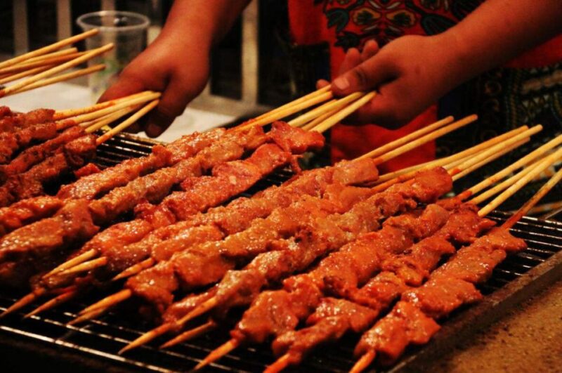 Xian Muslim Quarter Night Market Foodie Walking Tour - Food and Cultural Insights