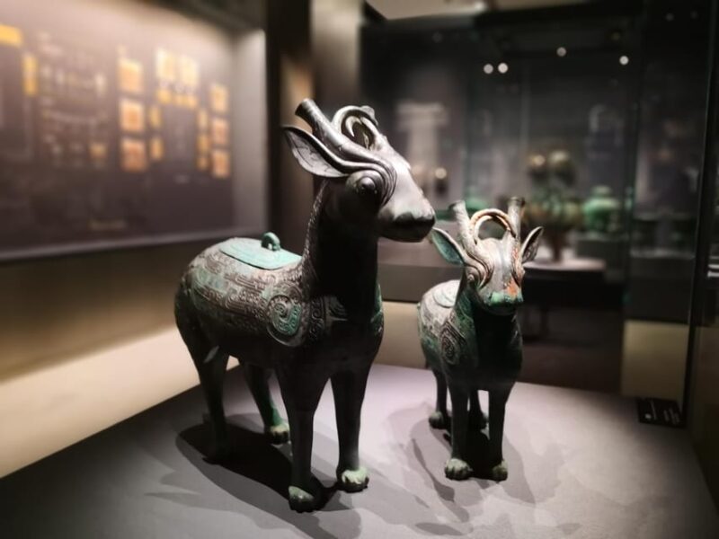XiAn: Terracotta Army and Shaanxi Archaeology Museum Tour - Local Cuisine Lunch