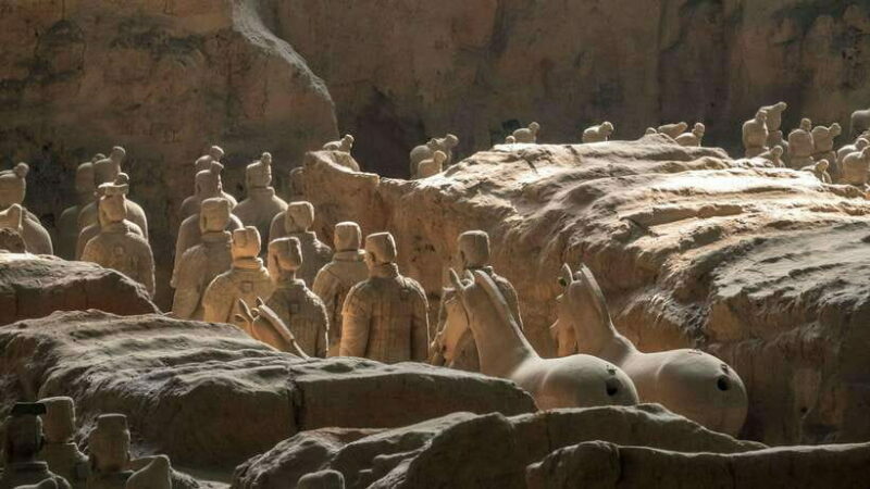 Xian: Terracotta Army Ticket Guided & Transfer Tour Option - Lunch and Rest