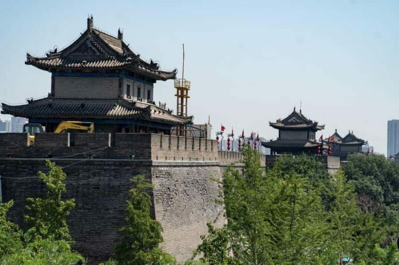 XianCity Wall Multi-Entry or Night Food Tour with Show - The Heart of the Tour: Exploring Xians City Wall