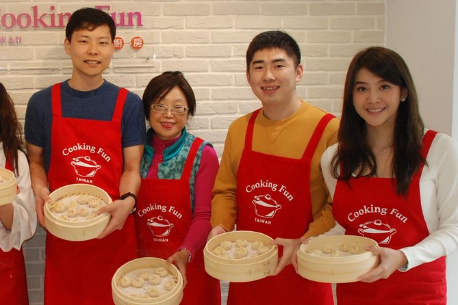 Xiao Long Bao, Chicken Vermicelli With Mushroom and Sesame Oil, Tofu Strips Salad, Bubble Milk Tea. - Attractions and Day Trips