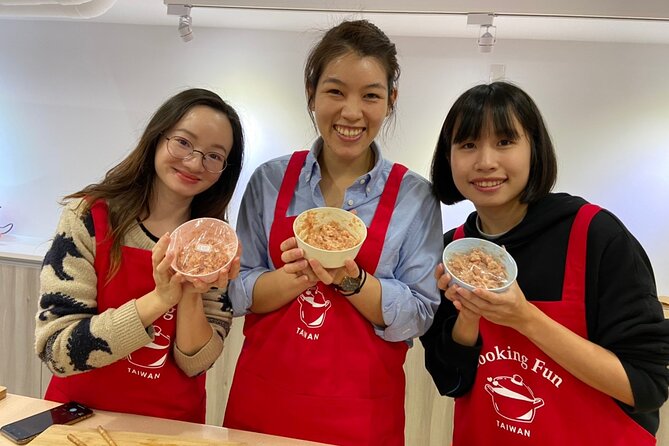 Xiao Long Bao, Chicken Vermicelli With Mushroom and Sesame Oil, Tofu Strips Salad, Bubble Milk Tea. Taiwan Traditional Delicacies Experience-A (Taipei Cooking Class) - Mastering Traditional Recipes