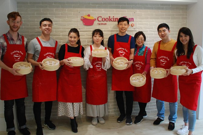 Xiao Long Bao, Chicken Vermicelli With Mushroom and Sesame Oil, Tofu Strips Salad, Bubble Milk Tea. Taiwan Traditional Delicacies Experience-A (Taipei Cooking Class) - Learning Environment and Instruction