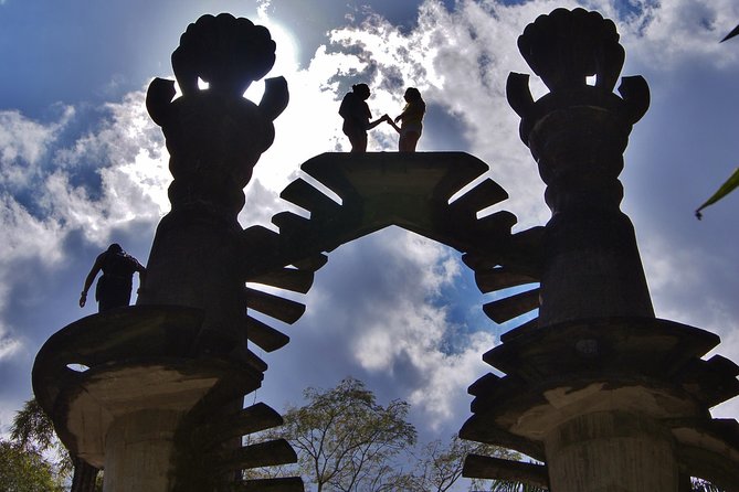 Xilitla Surrealistic Garden and Huasteca Abyss Tour - Key Points