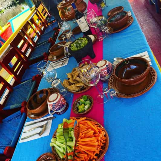 Xochimilco: Eco Tour With Food - Culinary Experience