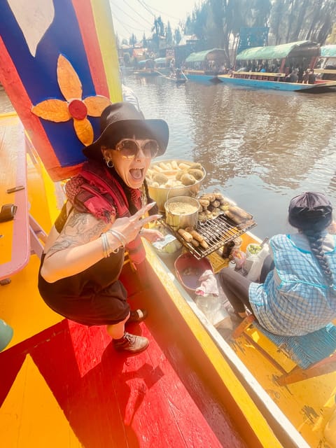 Xochimilco Trajinera per Hours - Mariachi Hire Availability