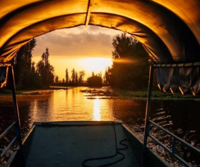 Xochimilco Trajinera Sunrise Tour: Volcano Views & Breakfast - Frequently Asked Questions