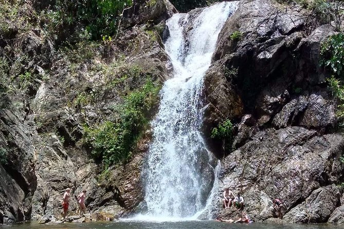 Xunantunich and Jungle Pontoon Waterfall Adventure - Pontoon Boat Cruise