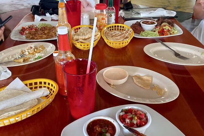 Xunantunich & Food Tour With Local Chocolate Tasting Experience - Suitable for Limited Time in Belize