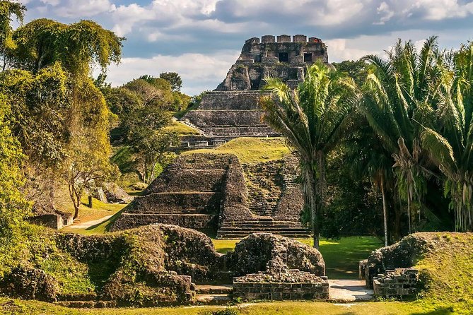 Xunantunich Maya Ruin & St Herman Blue Hole - Inclusions