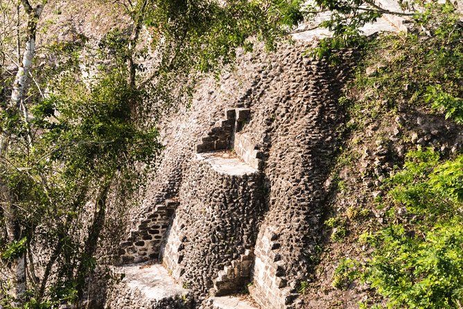 Xunantunich Maya Ruin & St Herman Blue Hole - Visiting Xunantunich