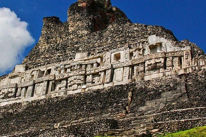 Xunantunich Maya Ruins - Belizean Lunch and Experience