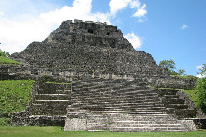 Xunantunich Maya Site & Cave Tubing With Local Tour Guide - Captivating Cave Tubing Experience