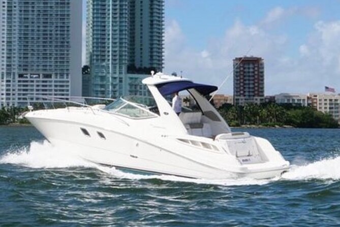 Yacht Celebration! (Restroom on Board) - Meeting Point and Boarding