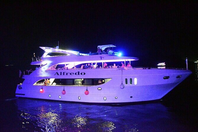 Yacht Cruise With Dinner & Oriental Show - Accessibility and Transportation