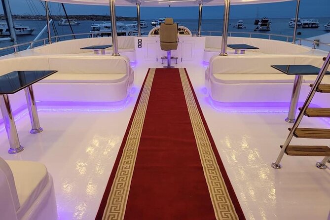 Yacht Cruise With Dinner & Oriental Show - Booking and Confirmation