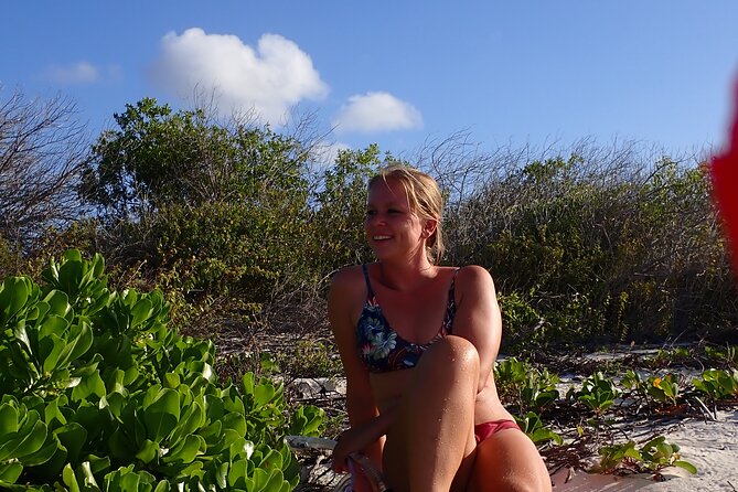 Yacht Tour With Local Guide & Snorkeling Activities - Tour Overview