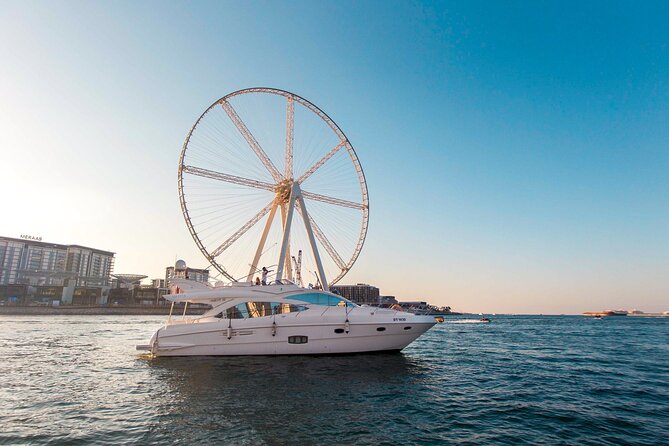 Yacht Trip Dubai : Book 56 Ft Premium Yacht up to 21 People - Onboard Amenities and Facilities