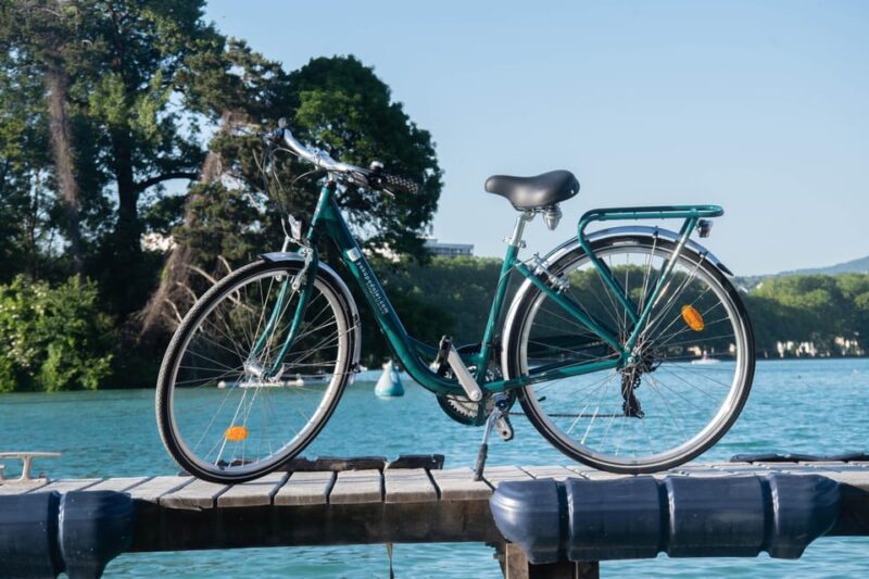 Yakapedaler: Scenic Rent-A-Bike Tour of Lake Annecy - Rental Details and Inclusions