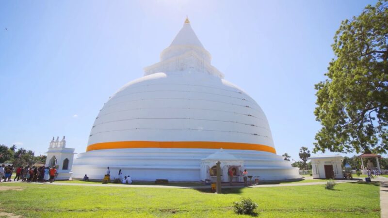 Yala: Full-Day Private All-Inclusive Temple Discovery Tour - Key Points