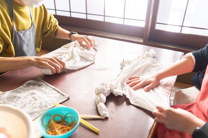 Yamanashi Dyeing Experience With Patterns Using Ink and Indigo - Hands-on Dyeing Techniques
