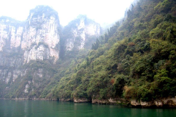 Yangtze River Cruise From Yichang to Chongqing Upstream in 5 Days 4 Nights - Inclusions and Itinerary