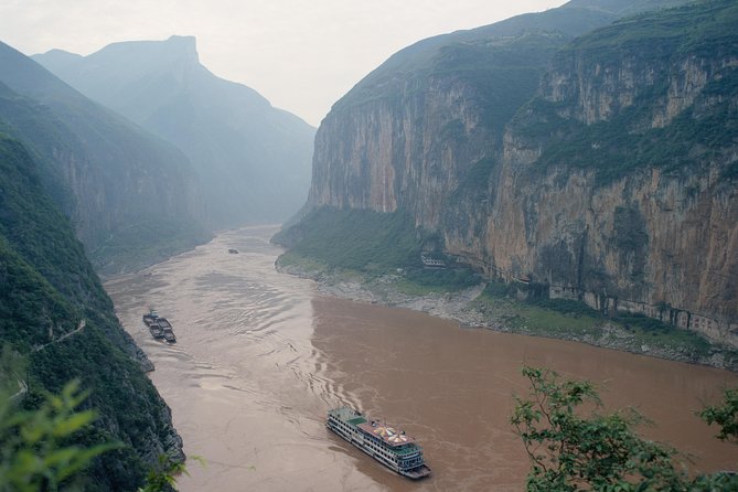 Yangtze River Cruise From Yichang to Chongqing Upstream in 5 Days 4 Nights - Accessibility and Additional Information