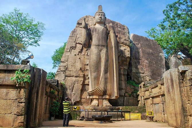 Yapahuwa Sasseruwa and Avukana From Sigiriya, Dambulla or Habarana - Key Points