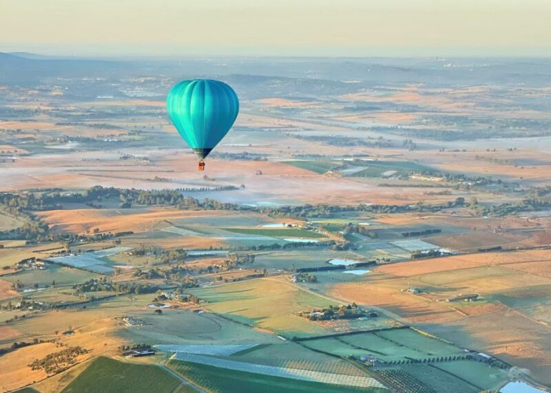 Yarra Valley: Hot Air Balloon Flight & Champagne Breakfast - Inclusions