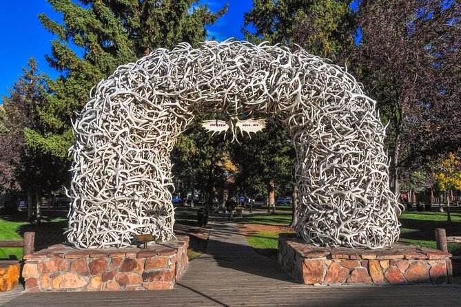 Yellowstone & Grand Teton National Parks: Small Group 6-Day Tour - Discovering Grand Teton National Park
