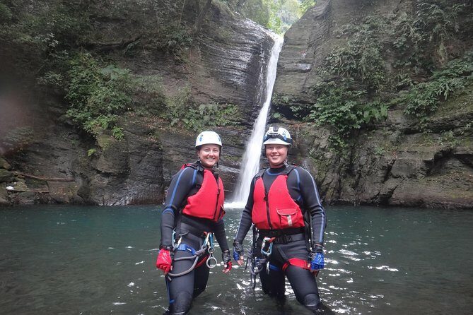 Yi-Hsin creek canyoning in northern Taiwan - Key Points