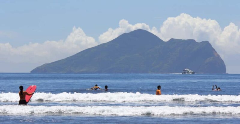 Yilan: Private Custom Tour With Local Guide - Itinerary Highlights