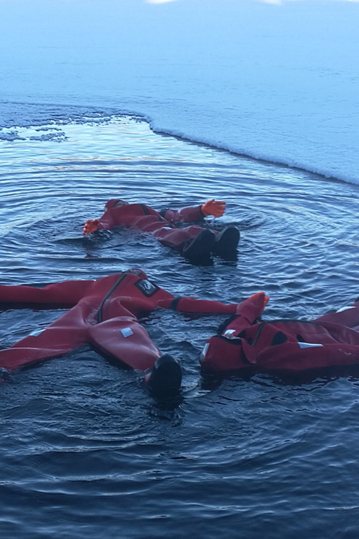 Ylläs: Lake Ylläsjärvi Ice-Floating Experience - Frequently Asked Questions