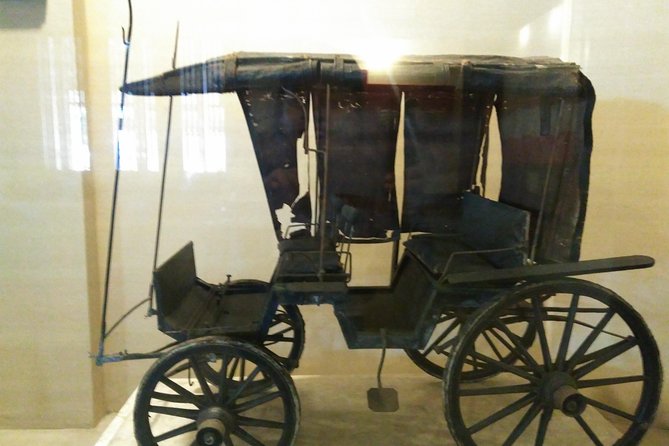 Yogya Day Historical Walking Tour - Exploring Yogyakartas History
