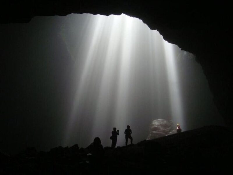 Yogya: Jomblang Cave and Pindul Cave With All Entry Tickets - Jomblang Cave Exploration