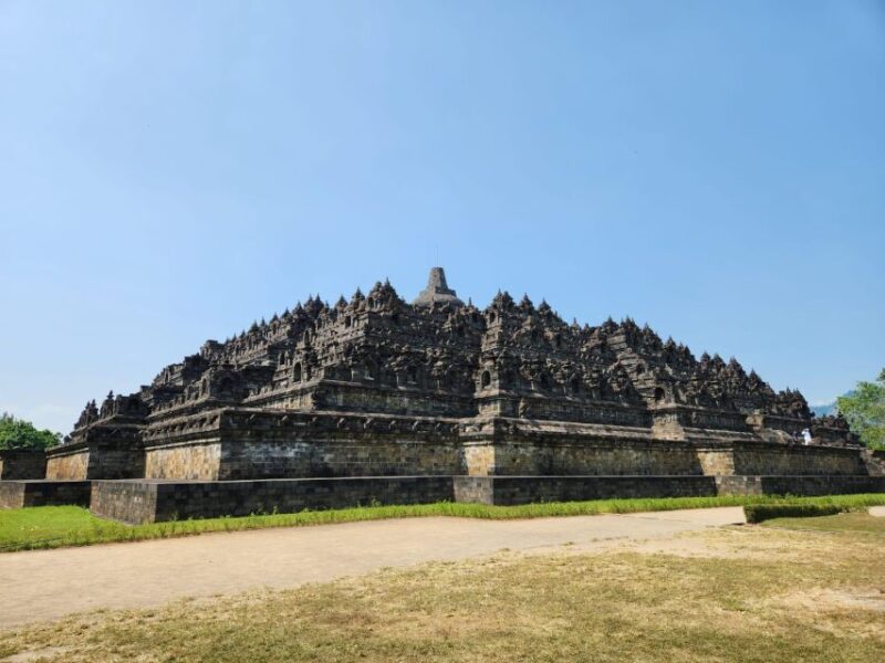 Yogyakarta: 2 Day Highlights Temple & Vulcano Guided Tour - Key Points